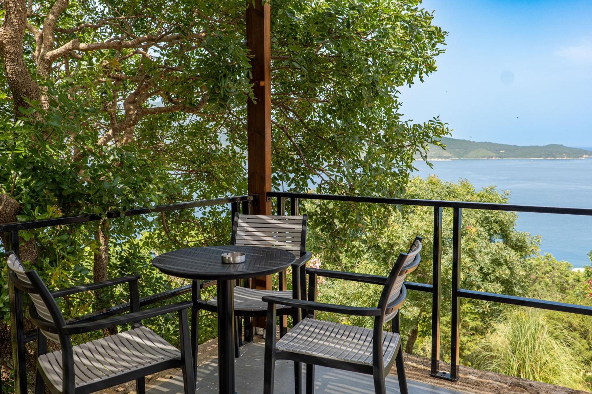 Arameras Beach Resort Ksamil Exterior foto